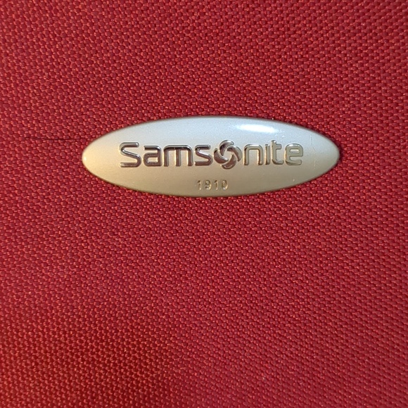 Samsonite Weekender Duffle/Carry-On - Picture 2 of 12